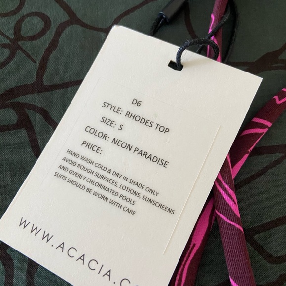 Acacia Rhodes Top - Picture 2 of 4